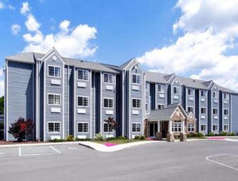 Microtel Inn & Suites By Wyndham Hazelton/Bruceton Mills Exteriér fotografie